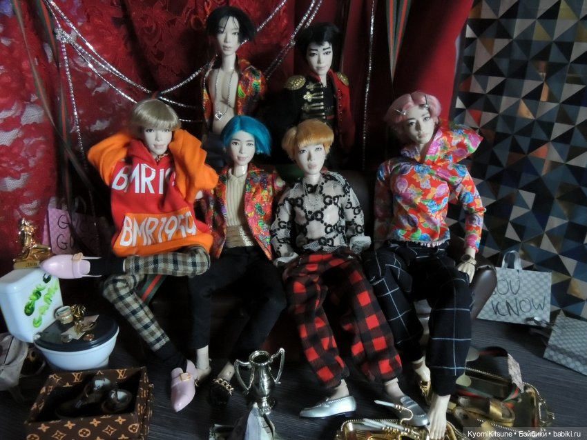 Гуччи бэнк, гуччи — Кукольные фотоистории и сериалы: комиксы