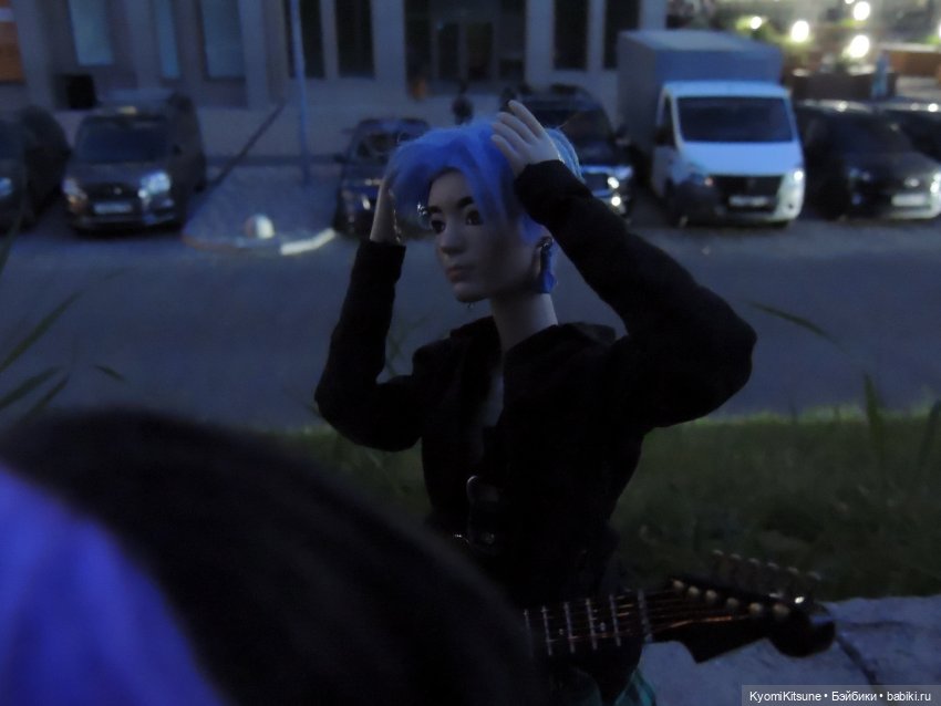 Хроники великолепной восьмёрки. Уличная репетиция Флюоритов (фото 2)