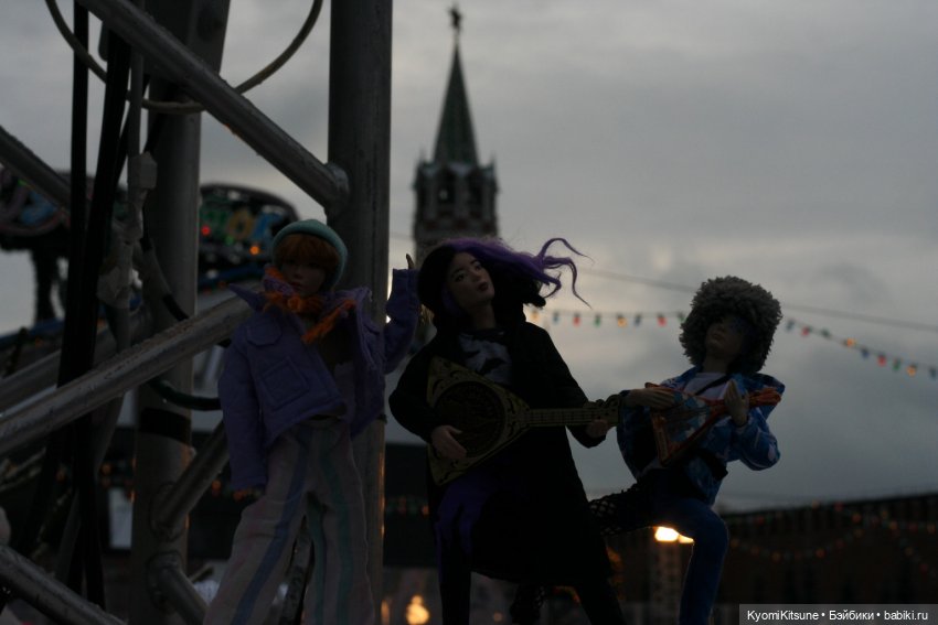 Fluorite, ROCK. Уличные клипы