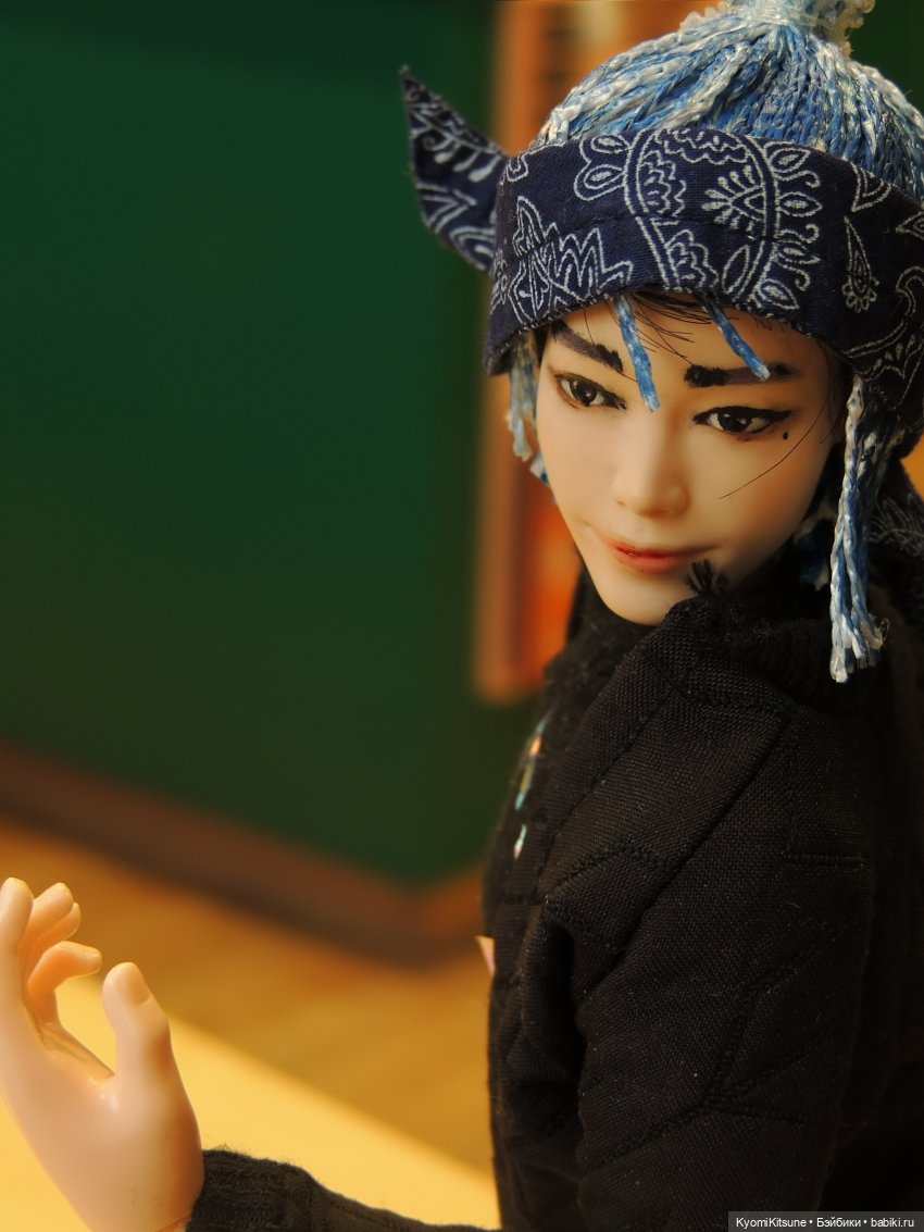 Таксист на заправке — Куклы BTS (БТС) от Mattel: K