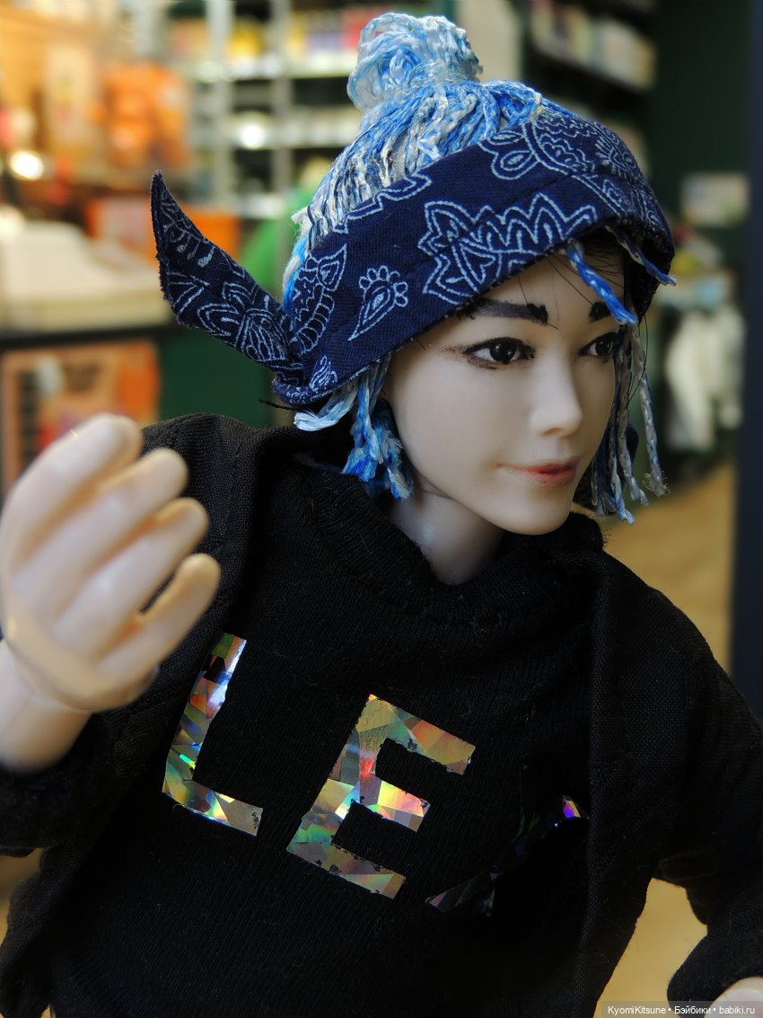 Таксист на заправке — Куклы BTS (БТС) от Mattel: K