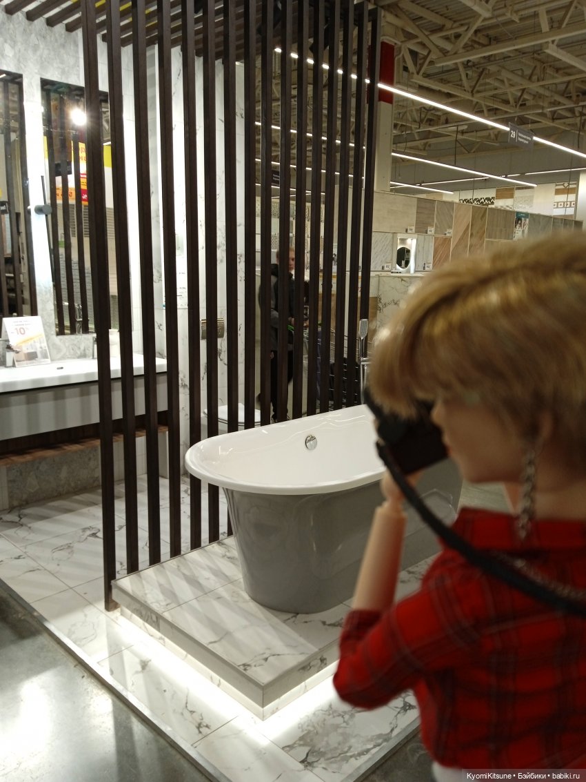 Хроники великолепной восьмерки: Дешëвые драмы в Икее