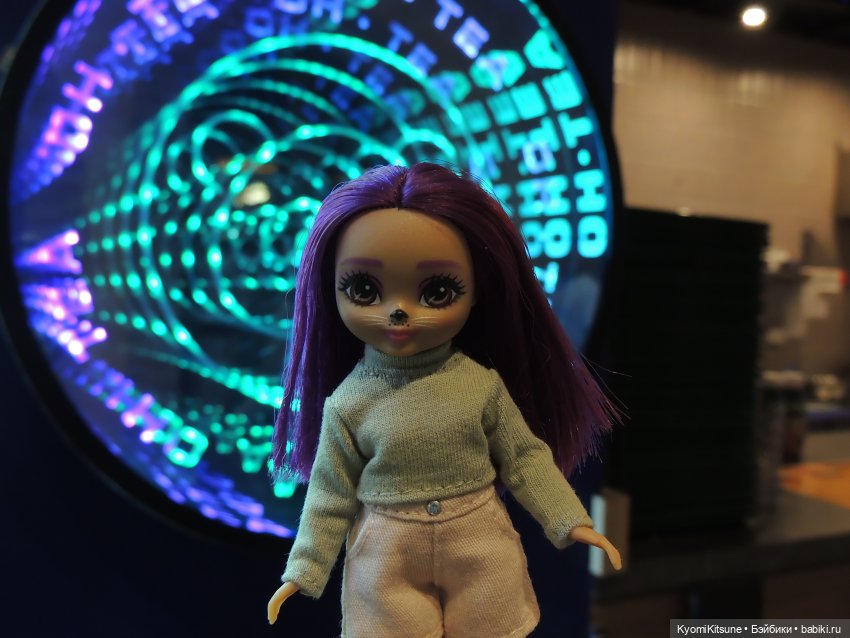 Двое в лодке, не считая еë хозяйки