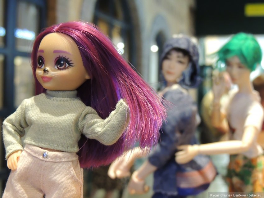 Двое в лодке, не считая еë хозяйки