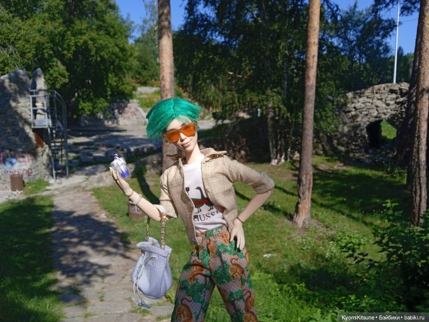 Завтрак у Т̶и̶ф̶ф̶а̶н̶и̶ Гуччи (фото 9)