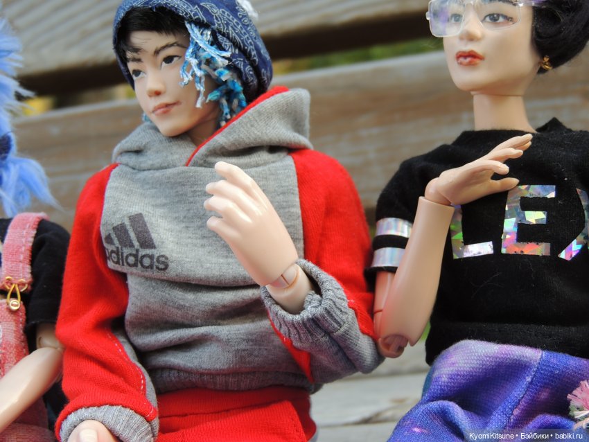 У них квартира четырëхкомнатная (фото 3)