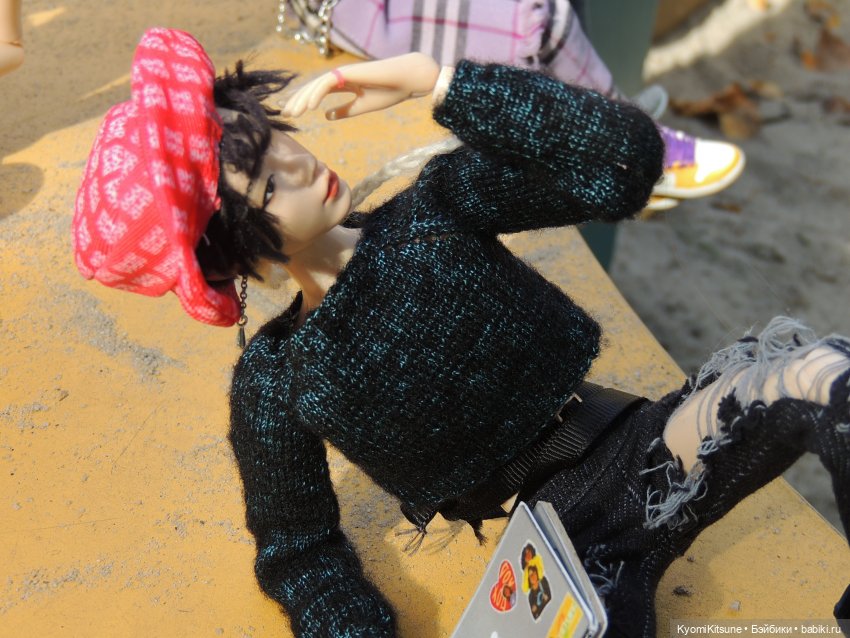 У них квартира четырëхкомнатная (фото 9)