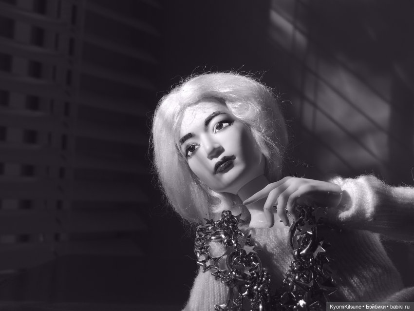 Себастьен Вэй "Versace on the floor" (фото 6)