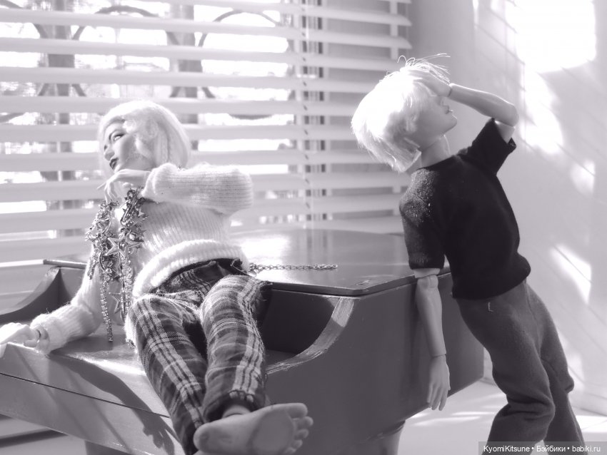 Себастьен Вэй "Versace on the floor"