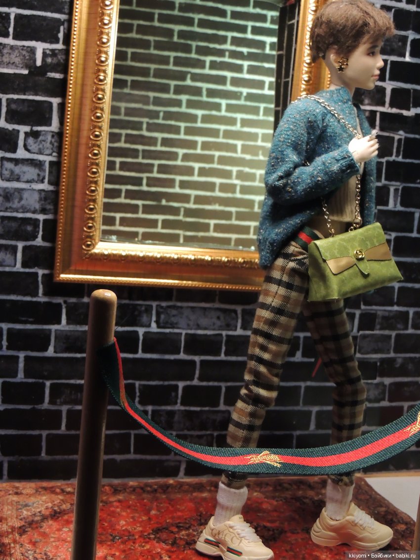 На выставке Ван Гуччи — Куклы и тела Obitsu (Обитсу): 1/6 (фото 8)