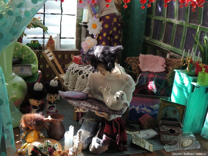 Весенняя уборка — Куклы BTS (БТС) от Mattel: K