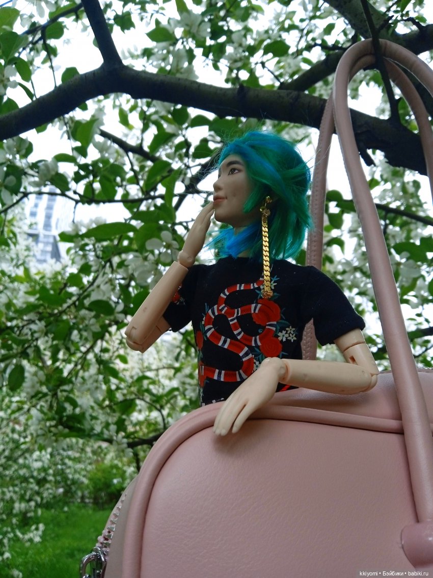 Переноска для шавермы — Куклы BTS (БТС) от Mattel: K