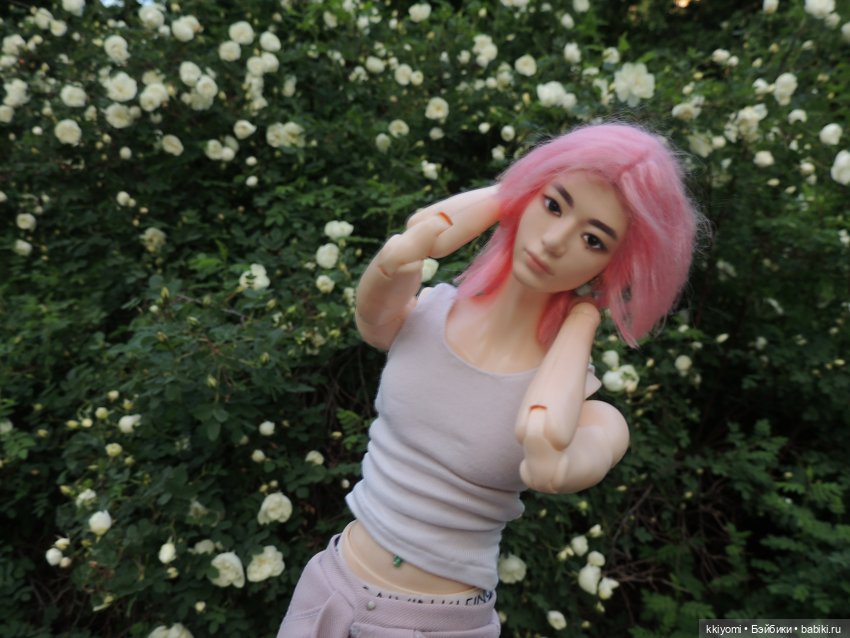 Цветуëчек🌸 в кустах или история одних штанов