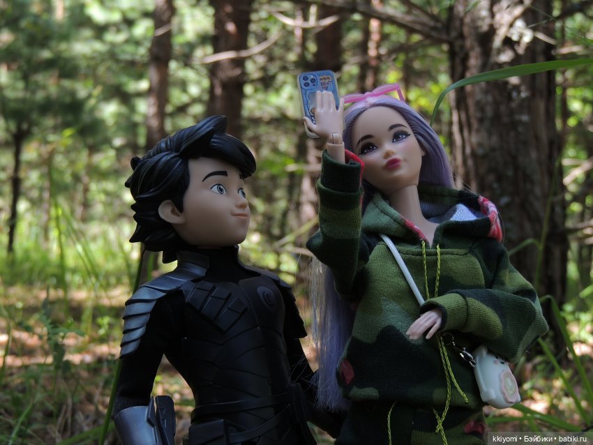 Сами мы люди не местные или sugar rush баленсиага village эдишн