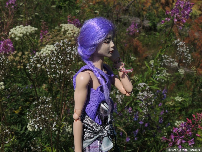 Сами мы люди не местные или sugar rush баленсиага village эдишн