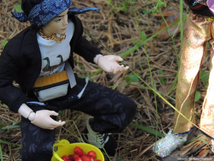 Сами мы люди не местные или sugar rush баленсиага village эдишн (фото 8)