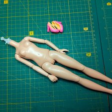 Шарнирное тело Арианы Гранде Глинда Glinda the Wicked из фильма Злая