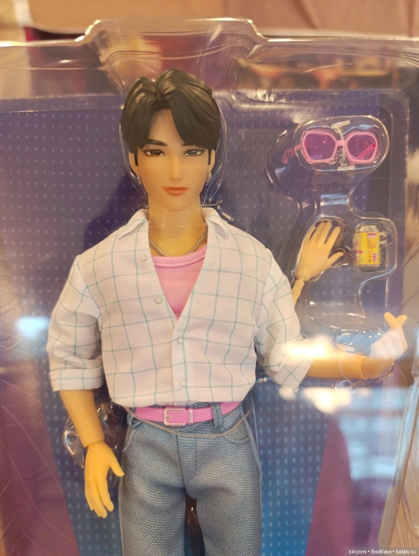 Распаковка Saja Boys Jinu Джину из Kpop demon hunters mattel (фото 3)