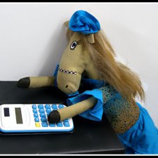 Поделитесь пожалуйста способами перевода платежей из России в Украину