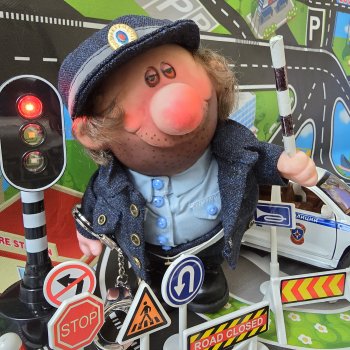 Наша служба и опасна и трудна