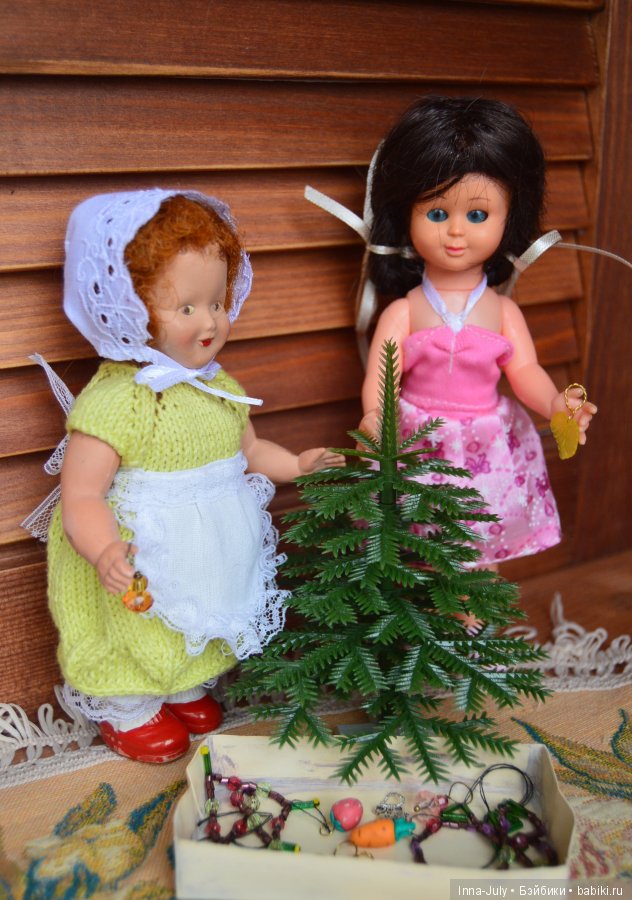 Ёлка и моя винтажно-интернациональная компания (фото 2)