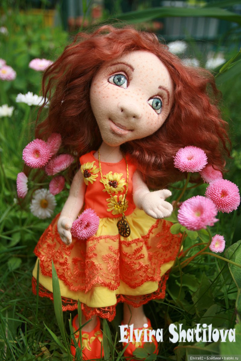 Солнечная девочка (текстильная кукла)
