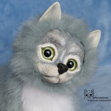 Серый волчонок, храбрый... маленький... Но с большим сердцем