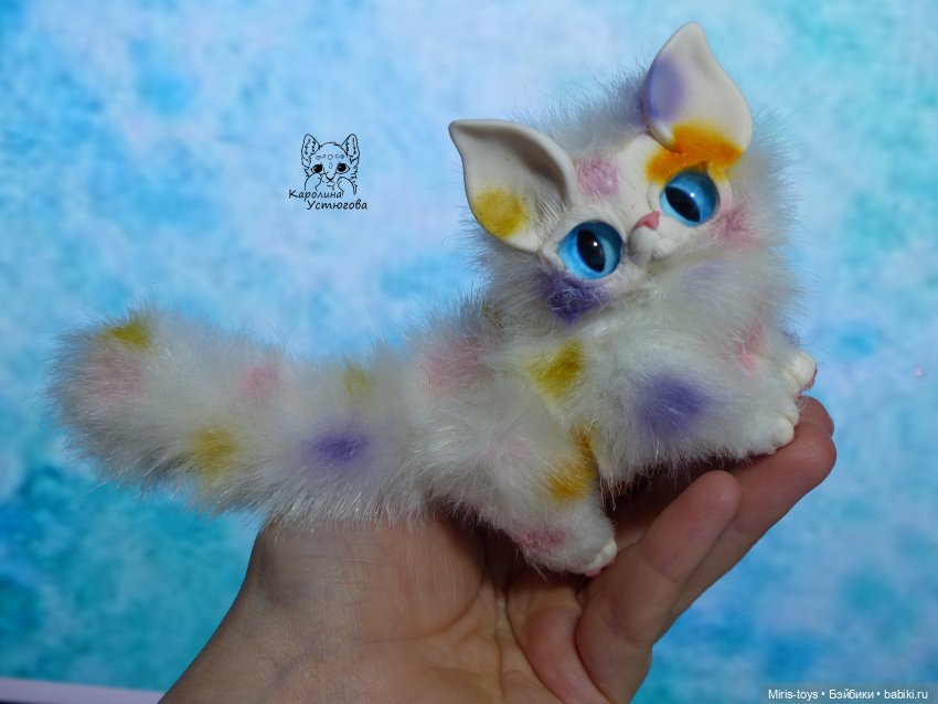 Карамельная кошечка — Игрушки в смешанной технике (мех и глина): Арт