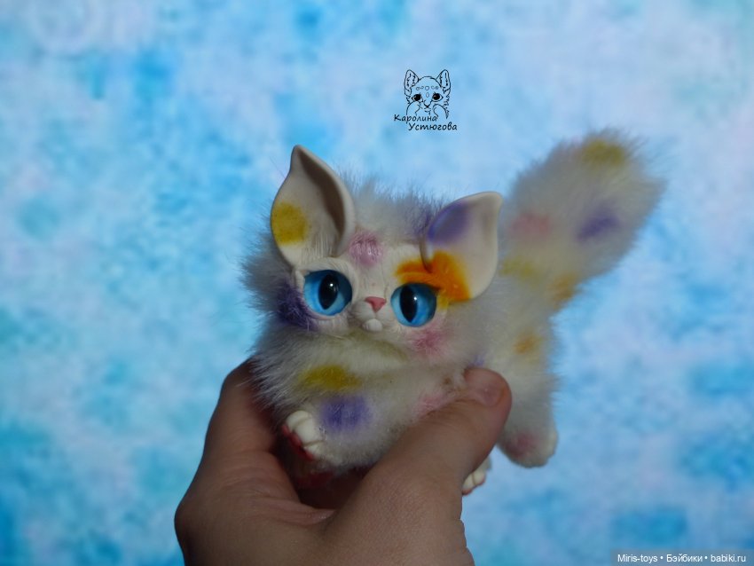 Карамельная кошечка — Игрушки в смешанной технике (мех и глина): Арт