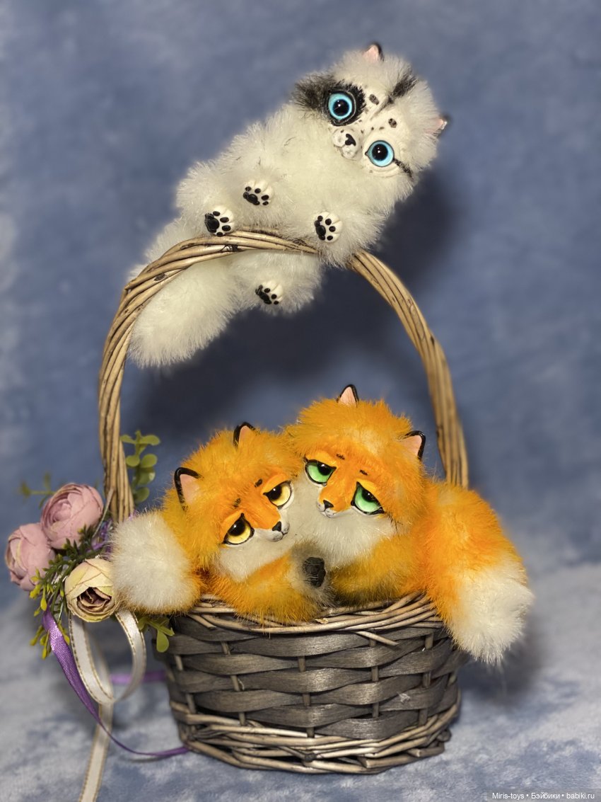 Счастливые лисички — Игрушки в смешанной технике (мех и глина): Арт