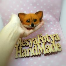 Брошь лисичка