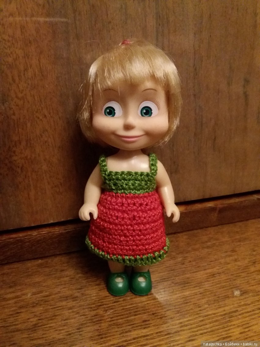 Машкина обновка — Куклы Маша и Медведь (Simba): Маша в кармашке