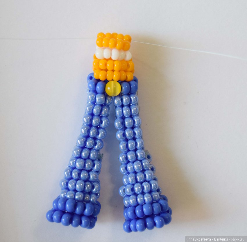 Следующие 4 ряда по 5 бусинок