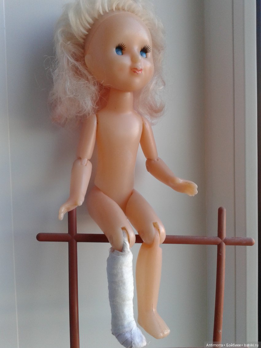 Девочка с розовыми волосами, или Сбыча мечт. Ножка приехала! Ура