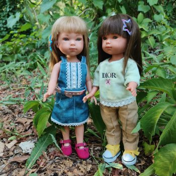 Девочки отдыхают за городом (Vestida de Azul, Китай)l