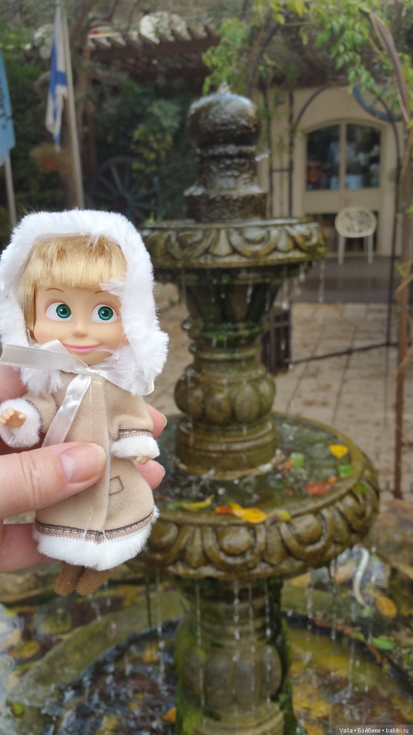 Предновогодняя прогулка с Машей