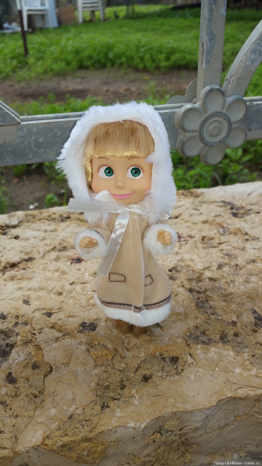 Предновогодняя прогулка с Машей