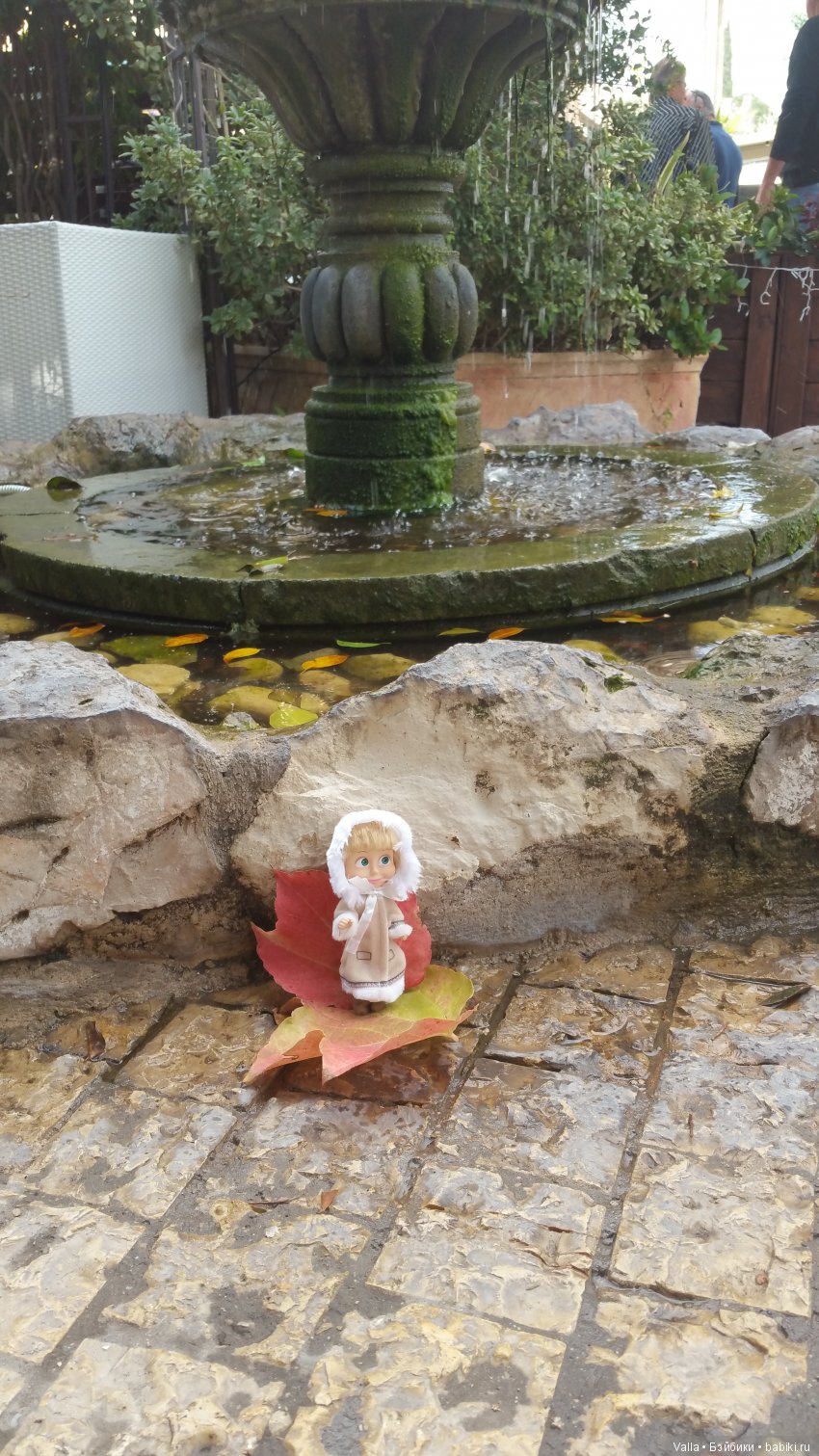 Предновогодняя прогулка с Машей