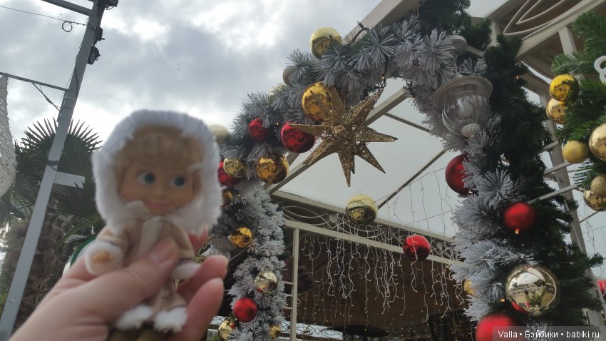 Предновогодняя прогулка с Машей