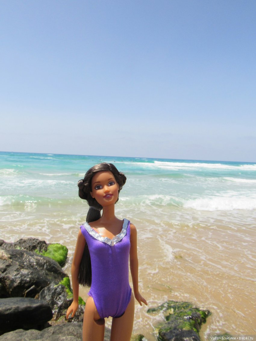 Фотосессия Орли в купальнике 3 часть