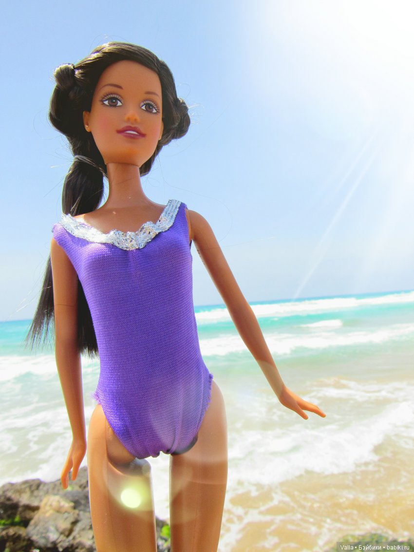 Фотосессия Орли в купальнике 3 часть