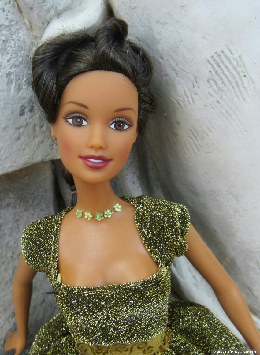 Золотая фотосессия: прогулка в платье (фото 3)