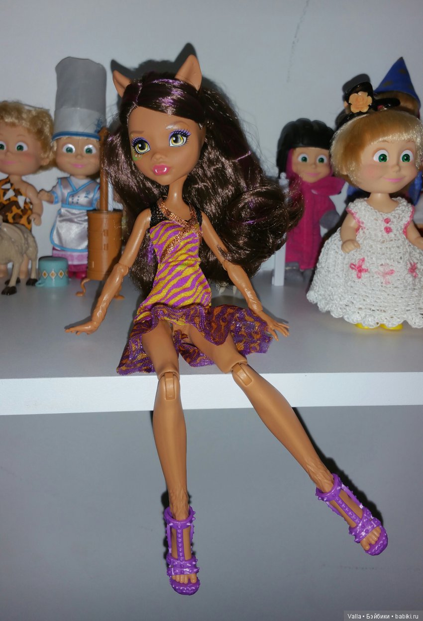 Юная волчица - красотка Клавдия (фото 4)