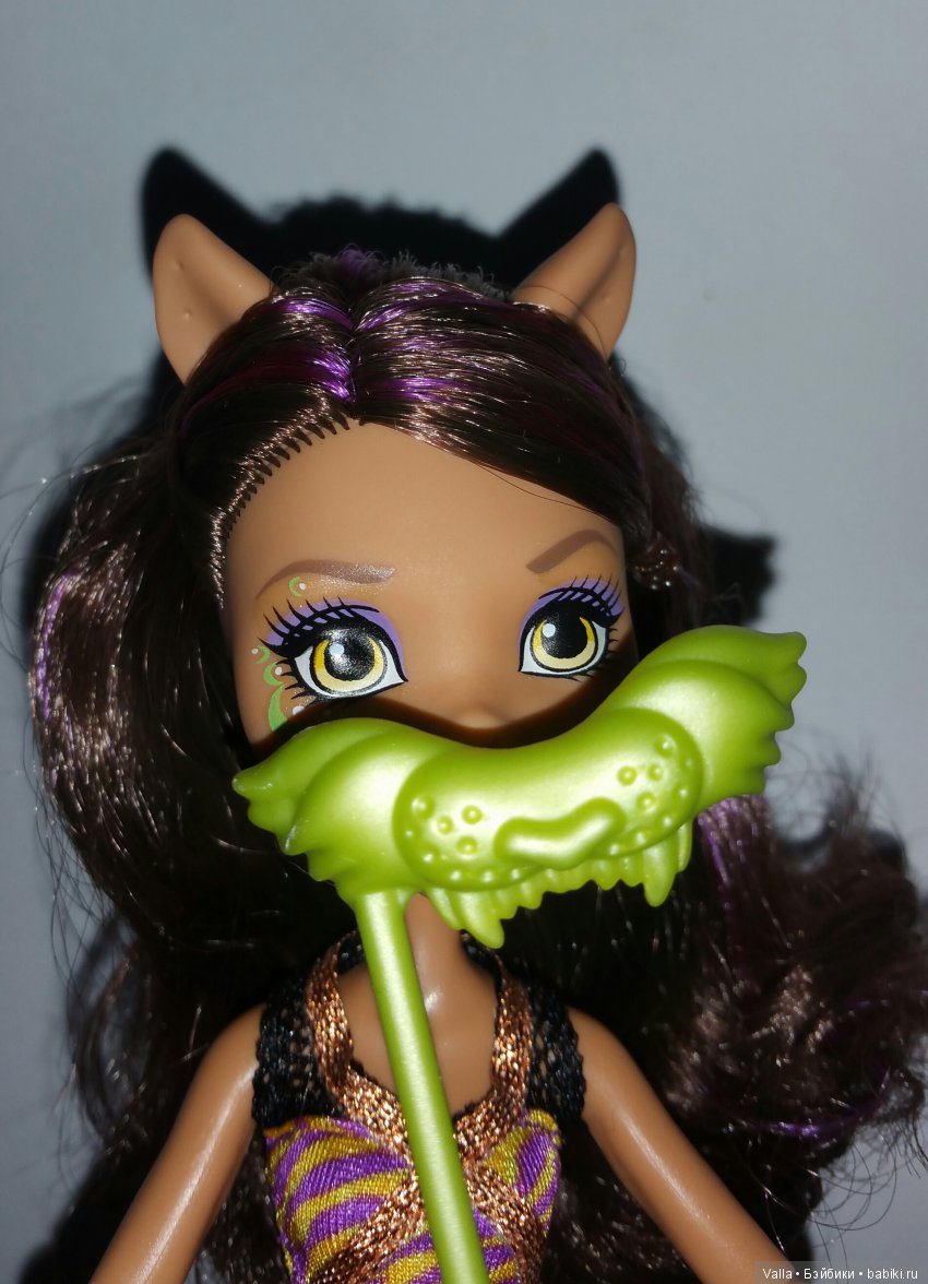 Юная волчица - красотка Клавдия (фото 10)