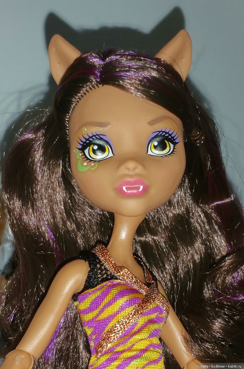 Юная волчица - красотка Клавдия (фото 6)