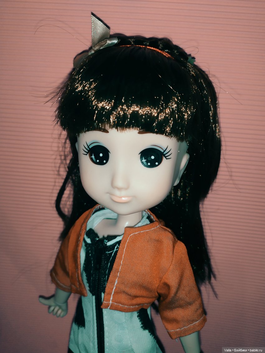 Шарнирная девочка из Китая