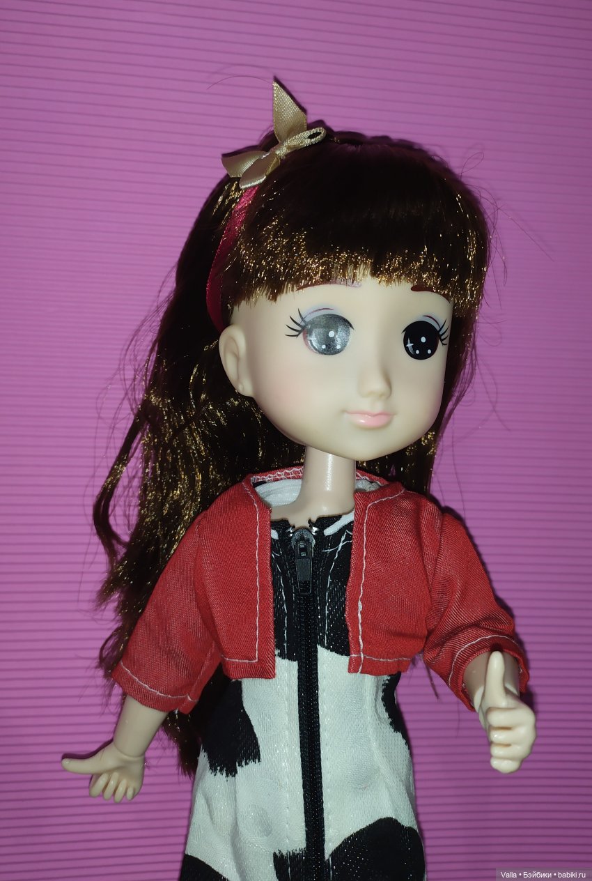 Шарнирная девочка из Китая