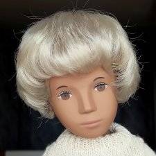 Саша, Sasha "Blonde sweater" от Sasha Morgentaler