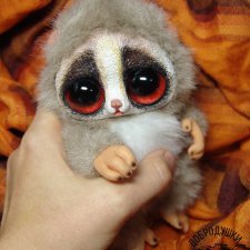 Лемур Лори