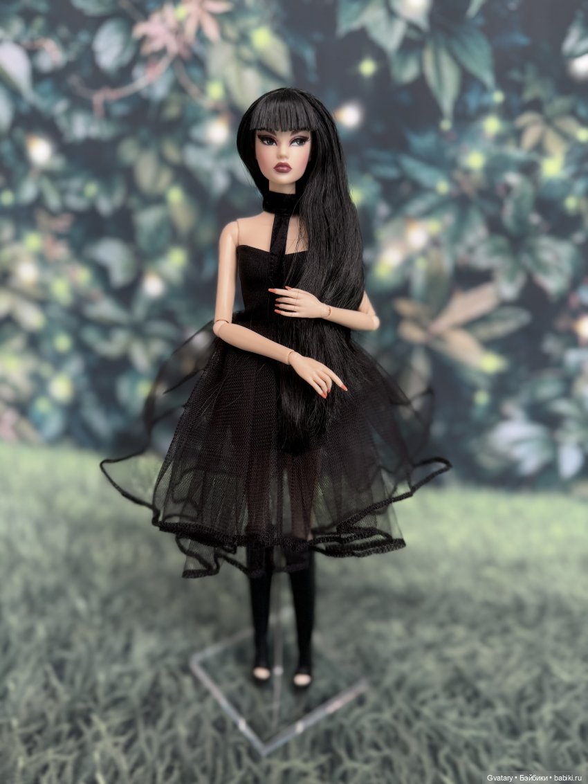 Mizi Doll COVERGIRL The September Issue
